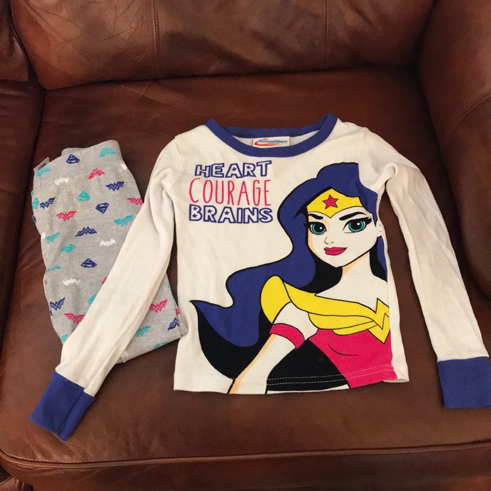 DC SuperHero Girls pajama set